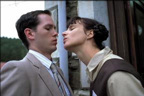 Very Annie Mary (2001) -- kiss